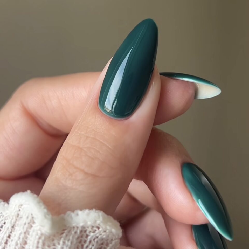 Royal green